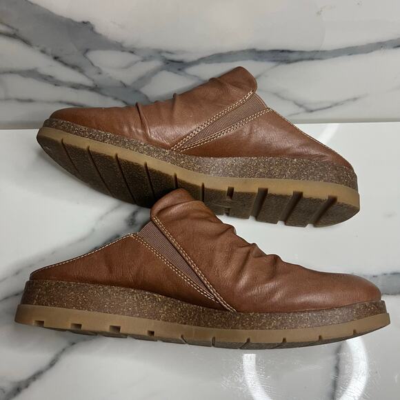 Eurosoft Women's Brown Faux Leather Comfort Slides Mules Sz 9 Outdoor Hiking - Picture 5 of 7